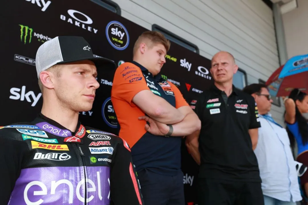 al0i7215 e1565364329188