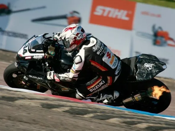 alastair seeley thruxton 2010