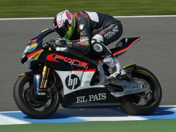 aleix espargaro action jerezgp 2011