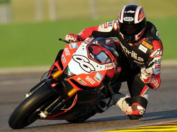 alex hofmann aprilia valencia