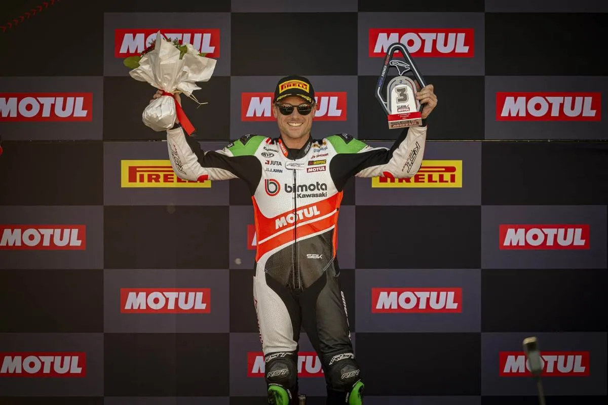 alex lowes podio bimota superbike sbk