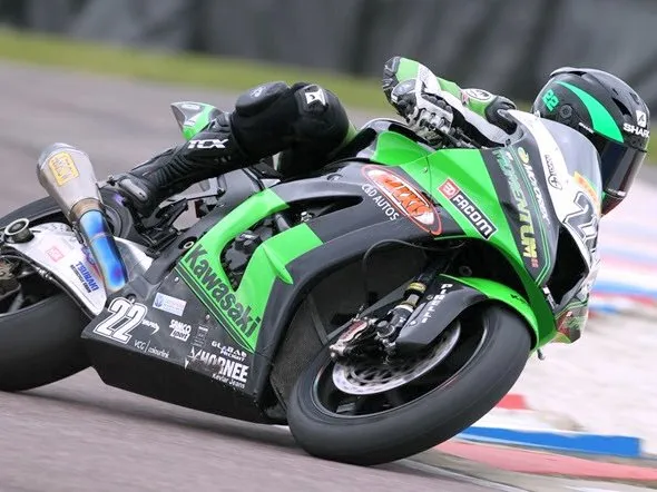 alex lowes pole thruxton 2011