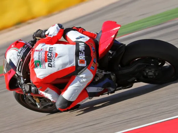 alexei ivanov ducati 1199 panigale