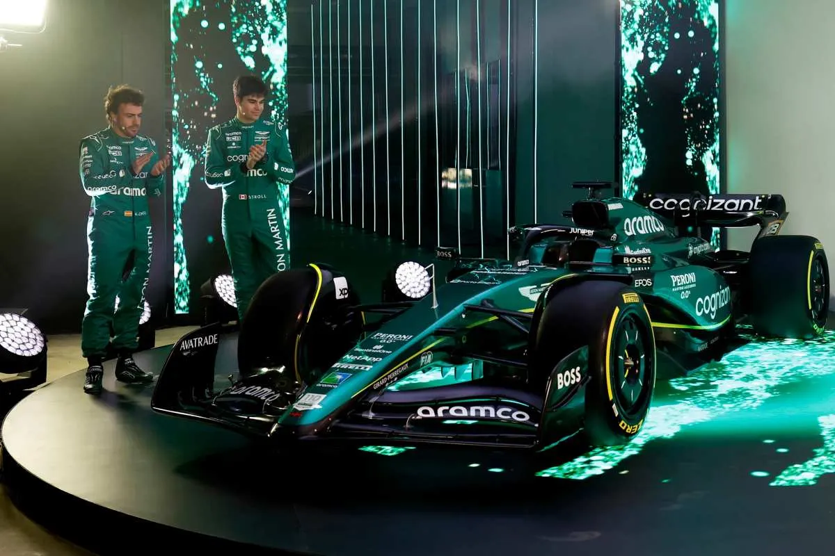 alonso stroll aston martin amr23