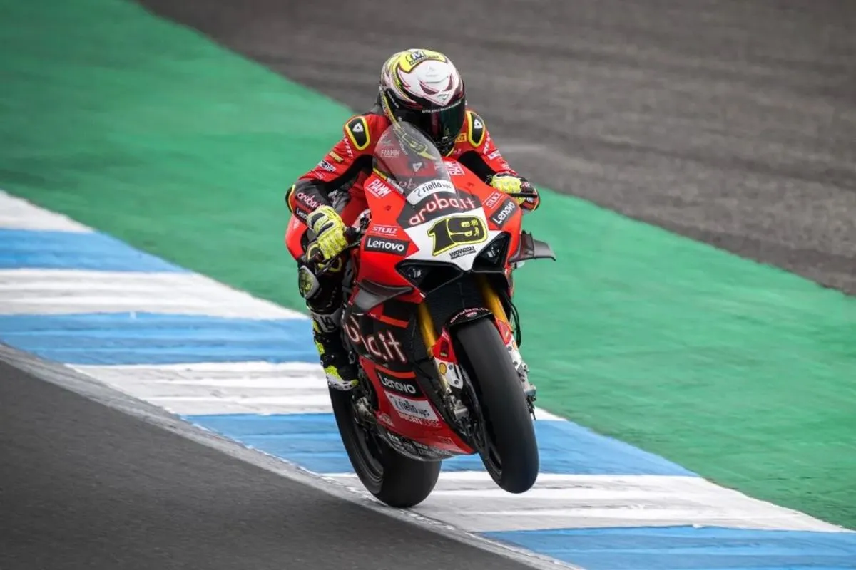 alvaro bautista 1