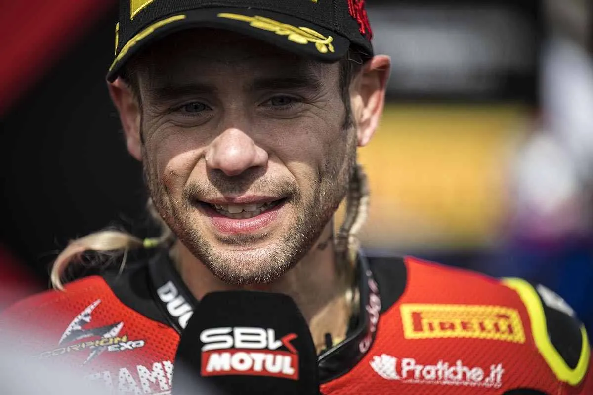 alvaro bautista 4