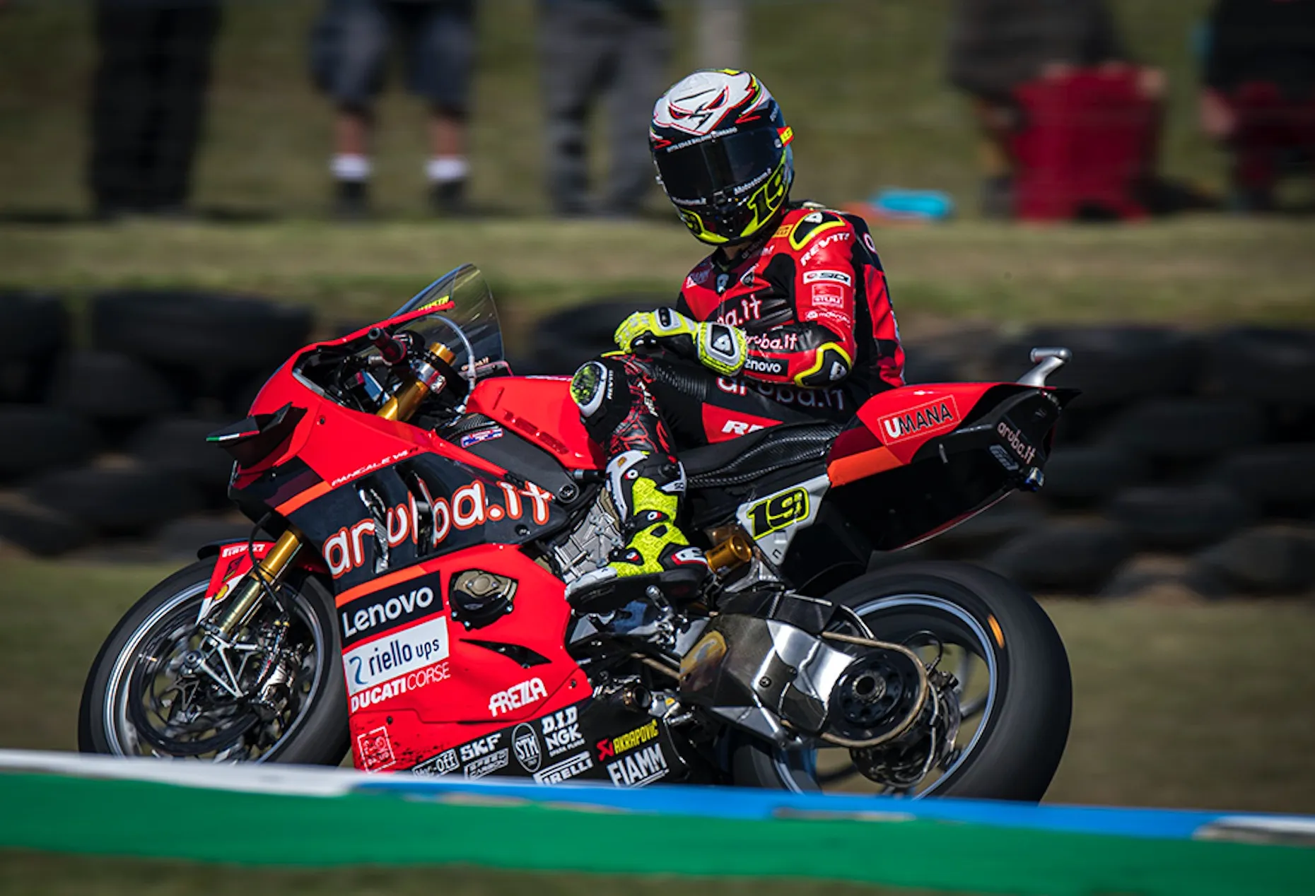 alvaro bautista 4