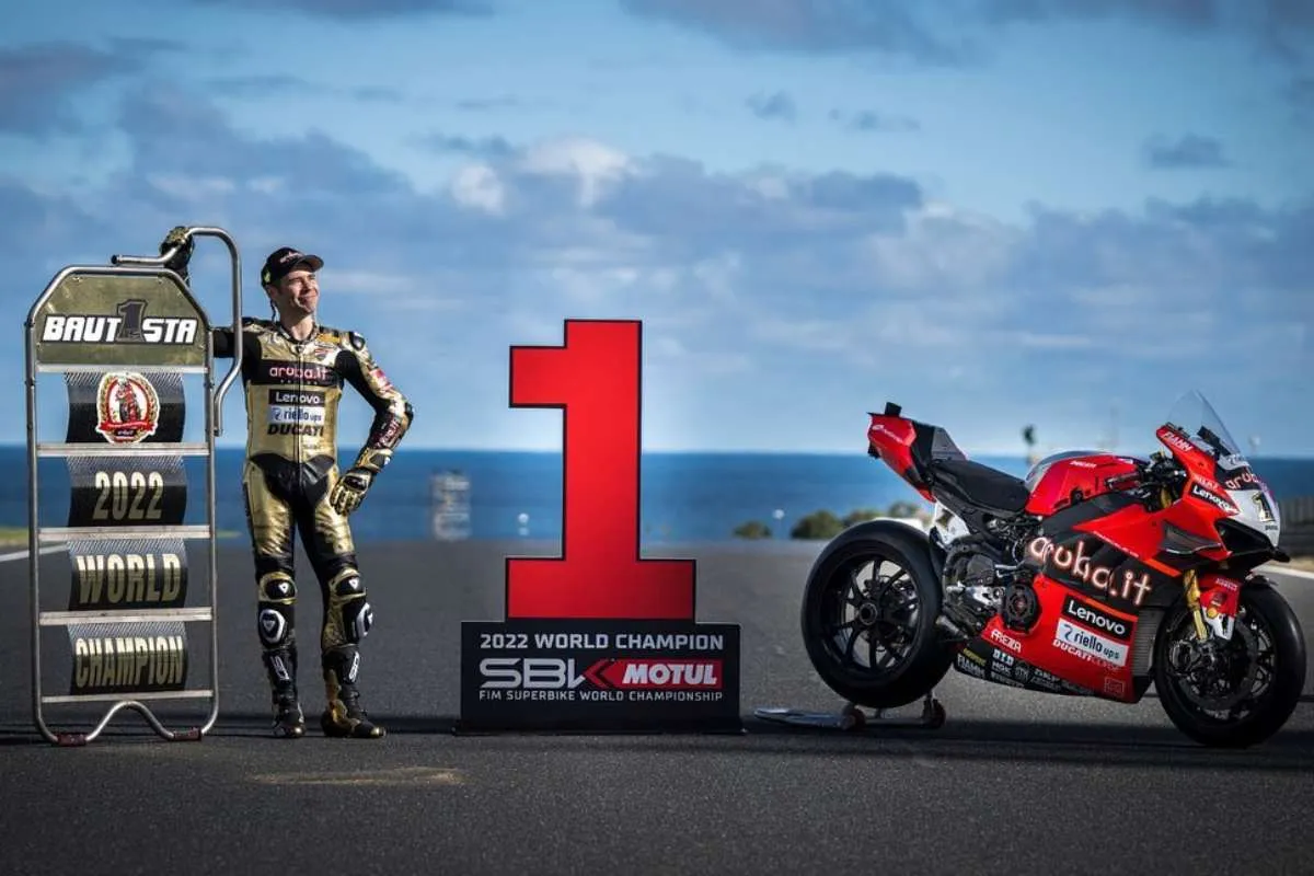 alvaro bautista ducati numero