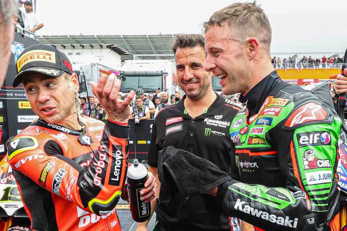 alvaro bautista jonathan rea