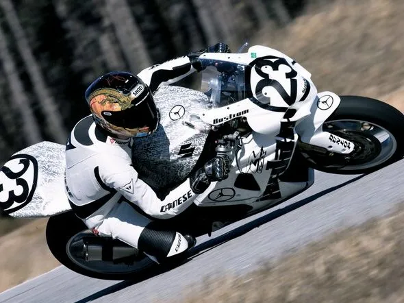 ama ben bostrom test gsxr jennigs