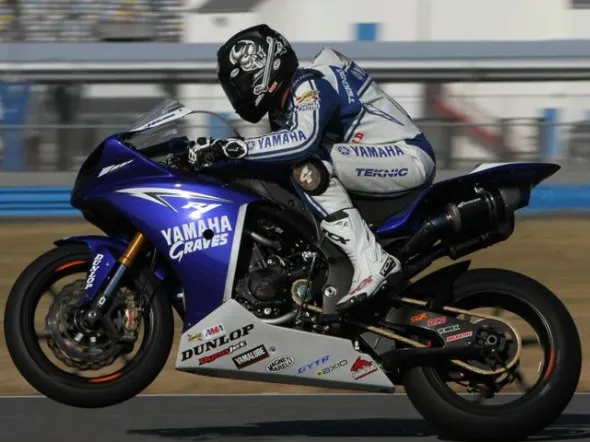 ama dunlop daytona test 1