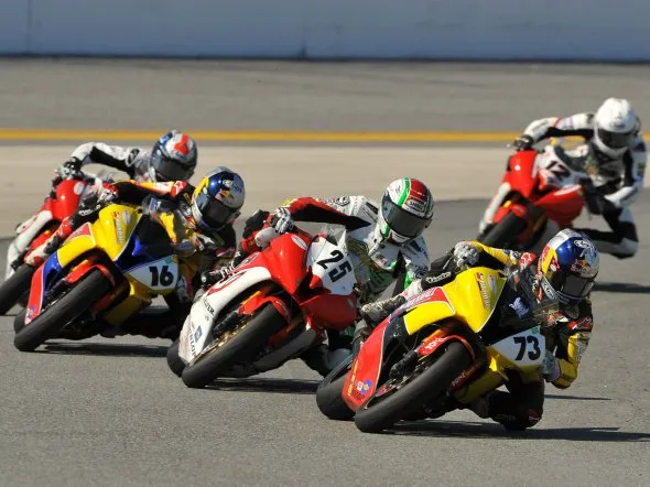 ama supersport daytona r1 2010