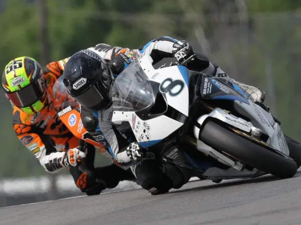 american superbike 2011 bmw ktm