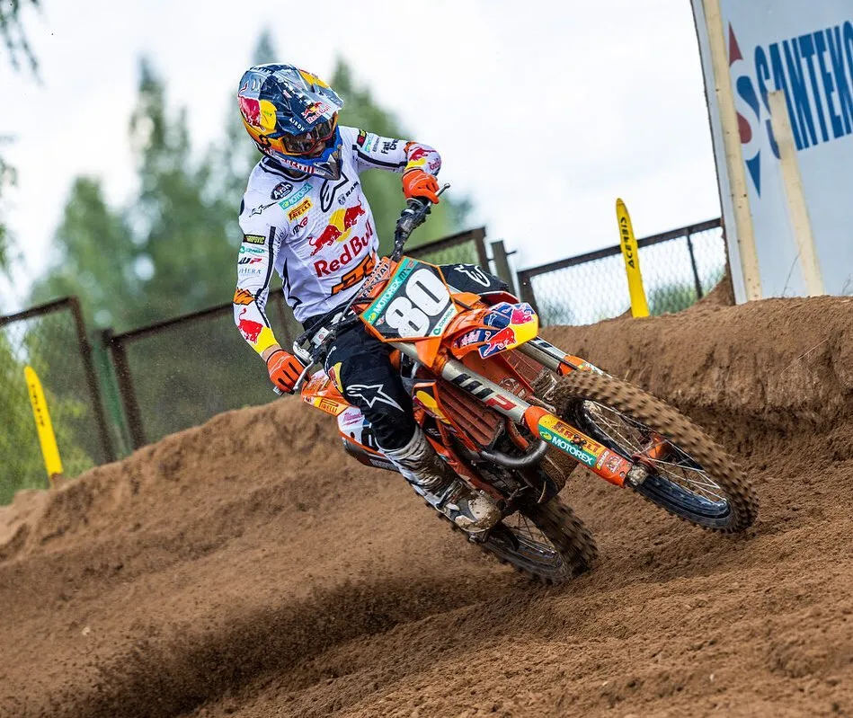 andrea adamo mx2 motocross kegums