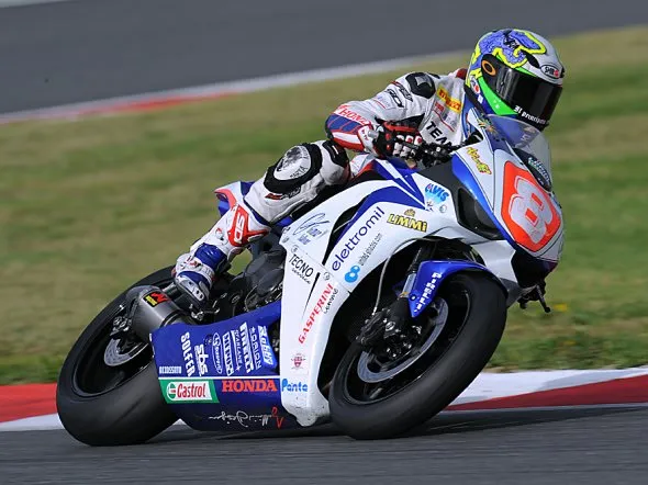 andrea antonelli teamlorinihonda 2010