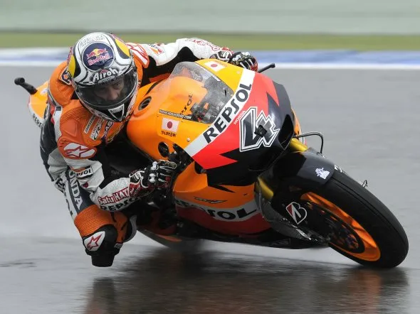 andrea dovizioso assen day1 2011