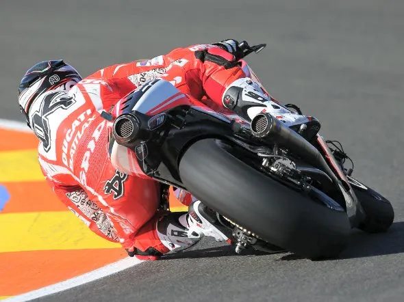andrea dovizioso ducati valencia 2013