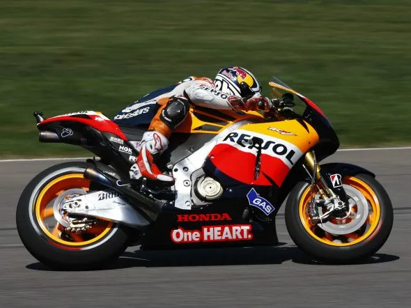 andrea dovizioso friday indianapolis 2011