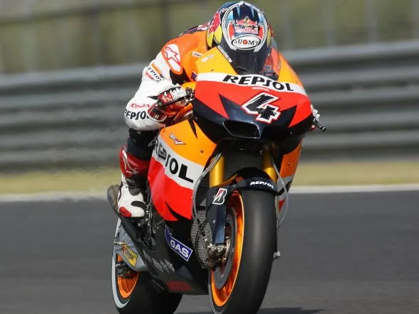 andrea dovizioso pole motegi motogp