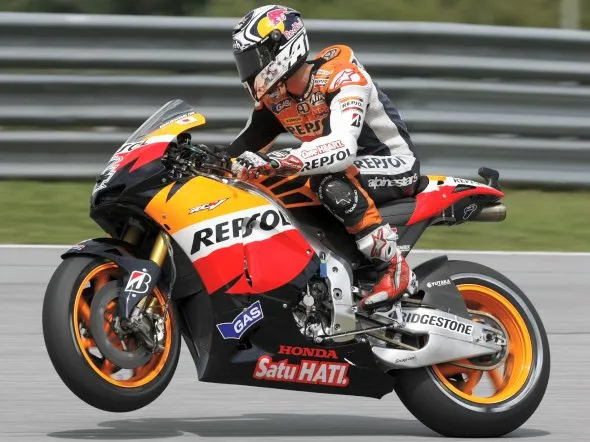 andrea dovizioso pre valencia 2011