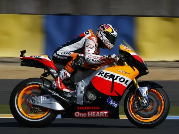 andrea dovizioso qualifiche lemans motogp 2011