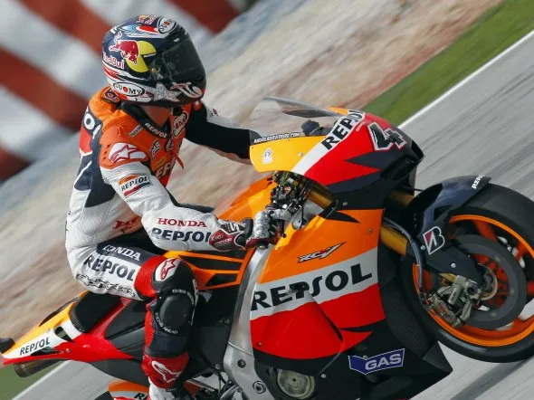 andrea dovizioso qualifiche motogpsepang 2010