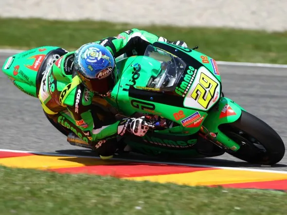 andrea iannone gara moto2 mugello
