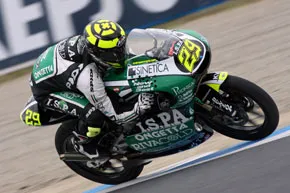 andrea iannone pole motegi 2009