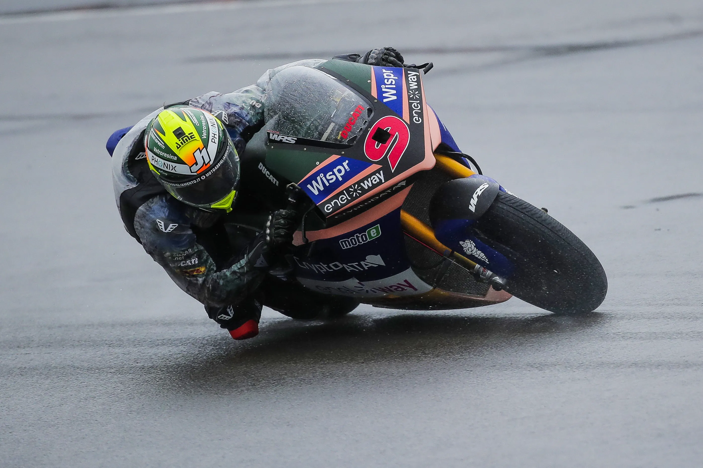 andrea mantovani motoe silverstone