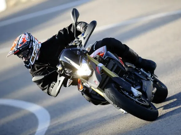 aprilia dorsoduro 1200 my 2012 2