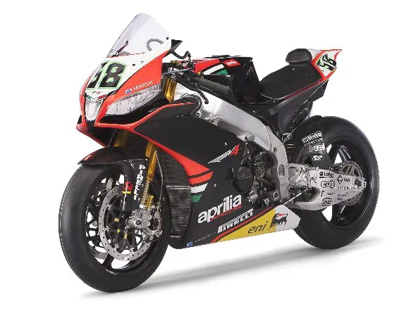 aprilia racing team superbike 2013 02