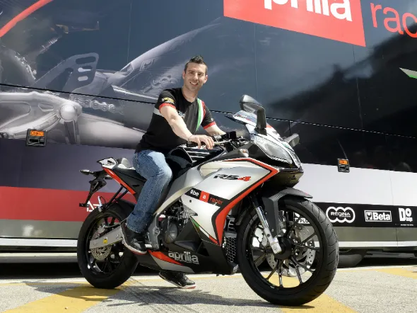 aprilia rs4 50 125 replica sbk 2