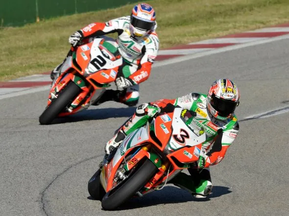 aprilia rsv4 kyalami biaggi camier