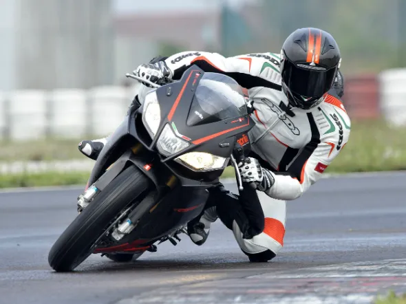 aprilia rsv4 r factory abs 2014 2