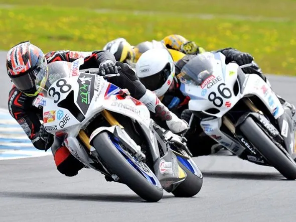 asbk 2013 action phillip island