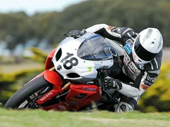 asbk ben henry cube racing suzuki