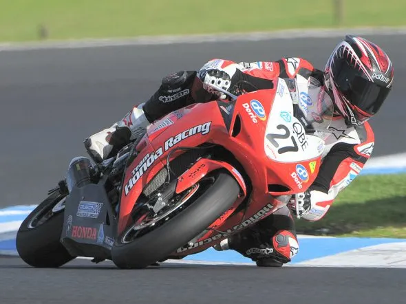 asbk teamhondaracing cbr1000rr stauffer