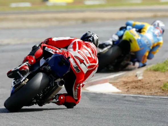 australian superbike action maxwellwaters