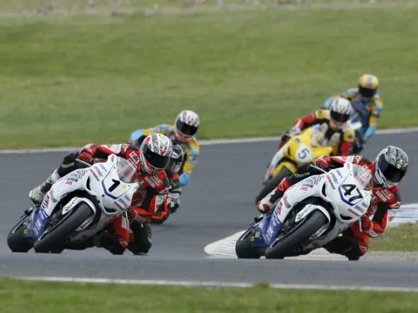 australian superbike open action 2009