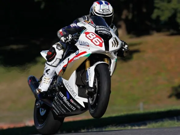 ayrton badovini bmws1000rr 2010 stock1000