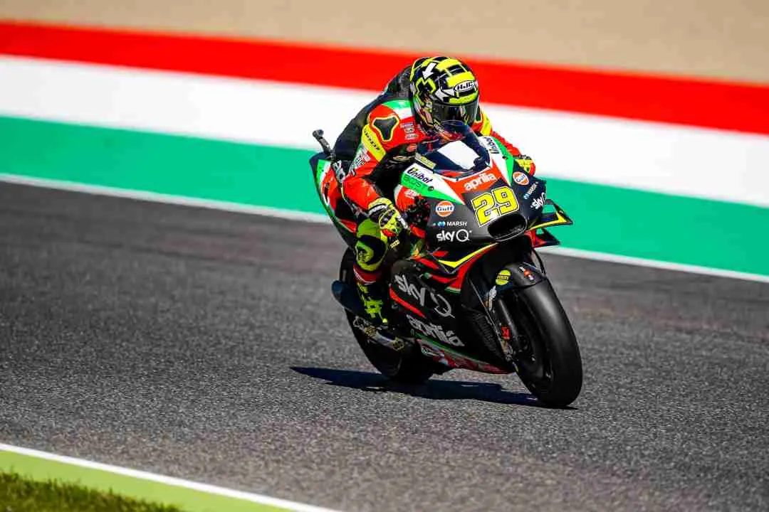 b27f23b5 b30e 4153 af32 3e6c41af6e99 1