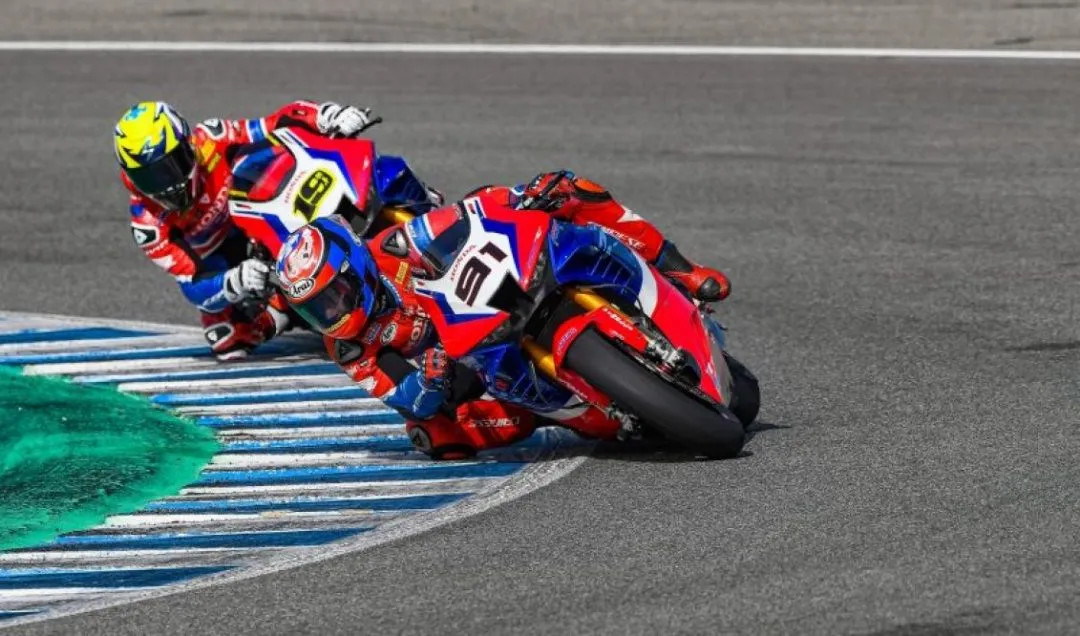 bautista haslam superbike e1611942201971