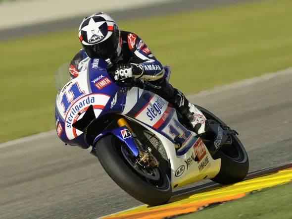 ben spies sterilgarda yamaha valencia motogp