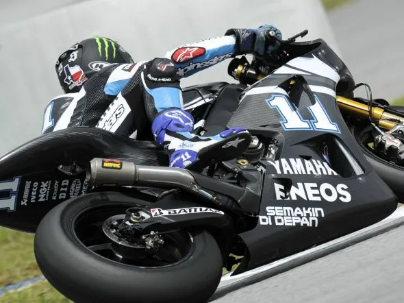 ben spies test sepang 2012 1