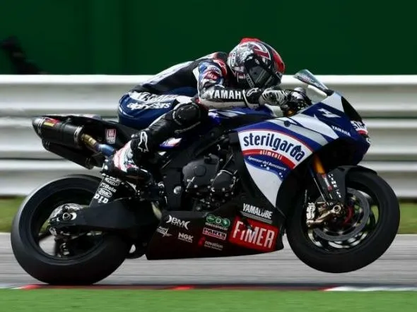 ben spies yamaha superbike misano