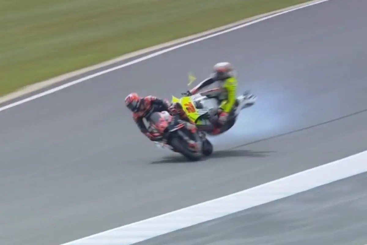 bezzecchi vinales incidente sprint