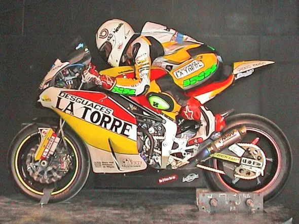 bimota hb4 2012 moto2 schrotter sag 2