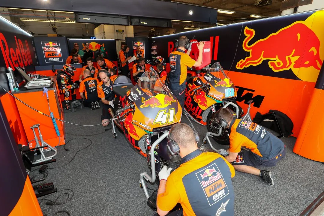 bjn94704 p e1555512933972