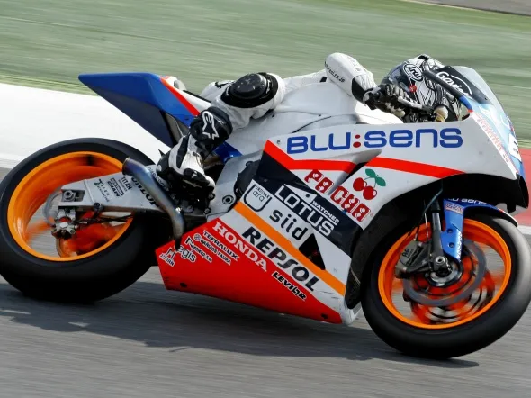blusens bqr honda moto2 barcellona