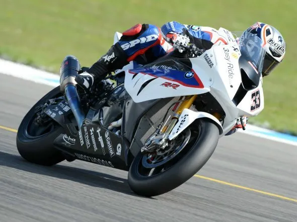 bmw first win wsbk 1